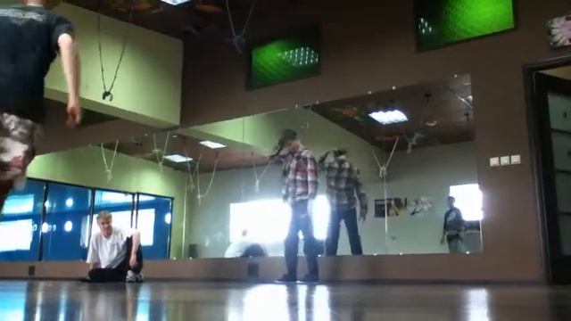 Маршал Лоу a/k/a Ёжжжжжж смотреть онлайн