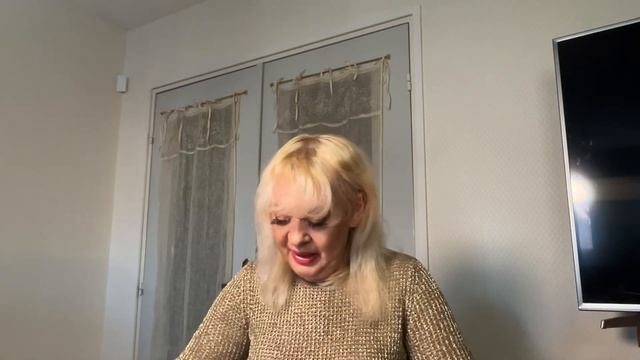Четвертая часть о распаковке косметике осенне зимнего периода 2023 смотреть онлайн