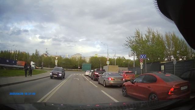 велосипед на красный.mp4