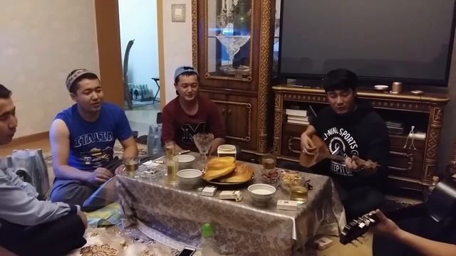 阿伊肯&凱力： 無風的夜 / JELSIZ TUNDE JARIQ AY / Желсіз түнде жарық ай 哈薩克民歌 Khazakh Folk Song