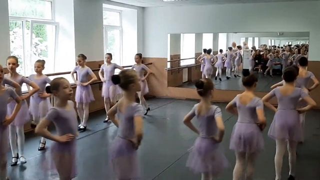 Экзамен по народному танцу Арабески 18.05.19_1 смотреть онлайн