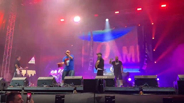 Гумени Глави - Ще му разбия главата (Spice Music Festival 2023) смотреть онлайн