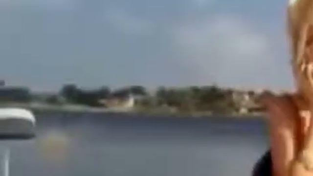 Когда жена на рыбалке мега прикол смотреть онлайн