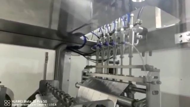 Автомат упаковки жидкости в Саше смотреть онлайн