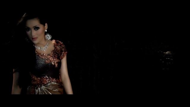 Hiara Cleopatra '' GOODBYE HONEY '' Official HQ Version смотреть онлайн
