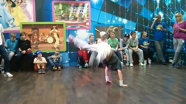 Самый Жаркий Break Dance Battle #7 на Forum Dance Fest Day 3 - 2й раунд смотреть онлайн