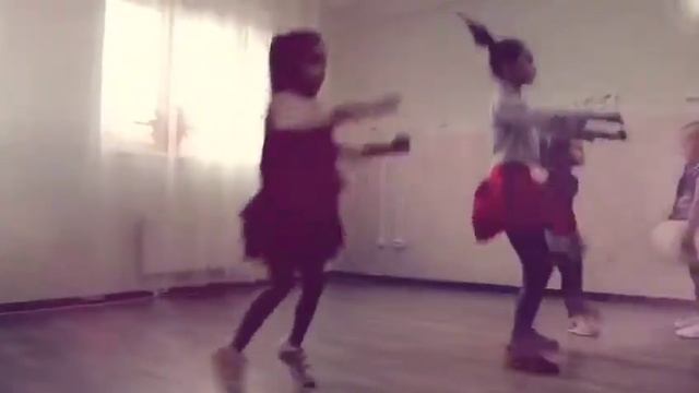 Mark Ronson - Uptown Funk ft. Bruno Mars Танцевальный батл