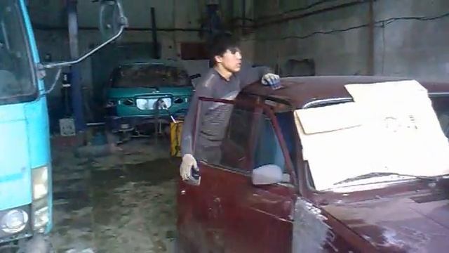 Китаец чинит жигули (прикол) смотреть онлайн