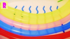 100 воздушных шариков! Шарики с водой Лопаем шарики Учим цвета 100 balloons Water balloons HappyRom