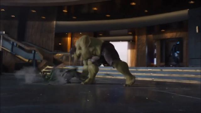 Прикол из фильма Мстители 2012 Халк мелковат смотреть онлайн