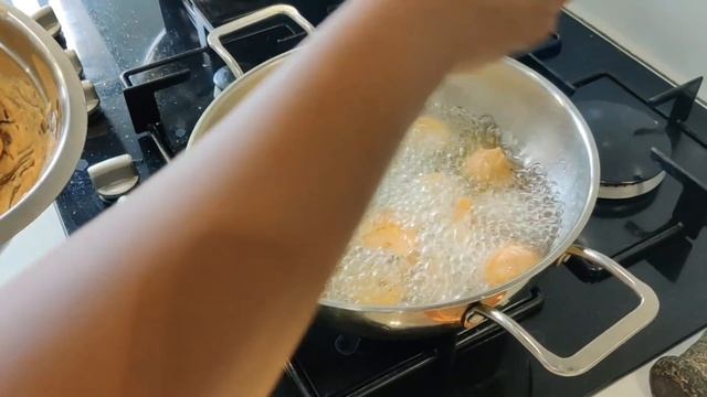 Lunch routine vlog/Chilli mushroom/Egg fried rice/Dance with kids/How we spend our lockdown days смотреть онлайн