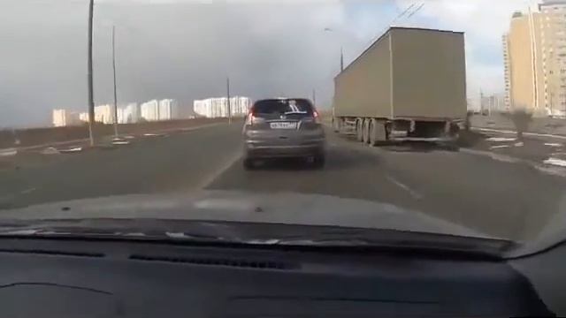 Прикол на дороге Привет ребята! смотреть онлайн