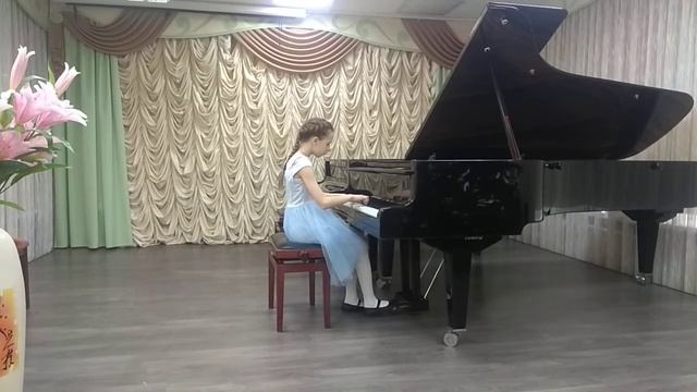 А.Хачатурян "Андантино",Р.Шуман "Смелый наездник" смотреть онлайн