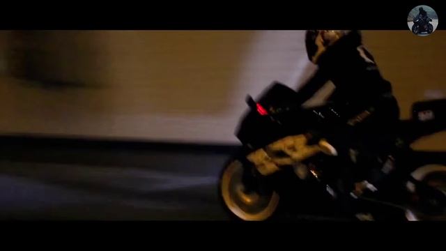 ЧТО ОН ВЫТВОРЯЕТ??? ЭТО ПРОСТО НЕВЕРОЯТНО