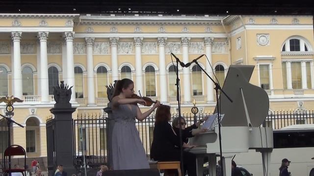 Скрипка  на  Невском    20 07 2019г  ДУЭТ   1  скрипки  и  фортепьяно