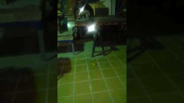 Прикол.Подложили под стул искуственную какашку. смотреть онлайн