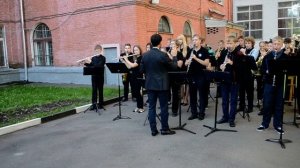 А. Петров Я шагаю по Москве  Аранж. Д. Браславского