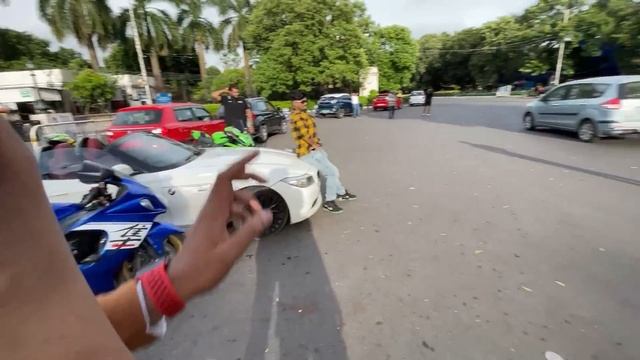 BMW z4 vs Hayabusa 😈 City pe lagadia Race Sportscar k sath 😳 Full Power 💥 смотреть онлайн