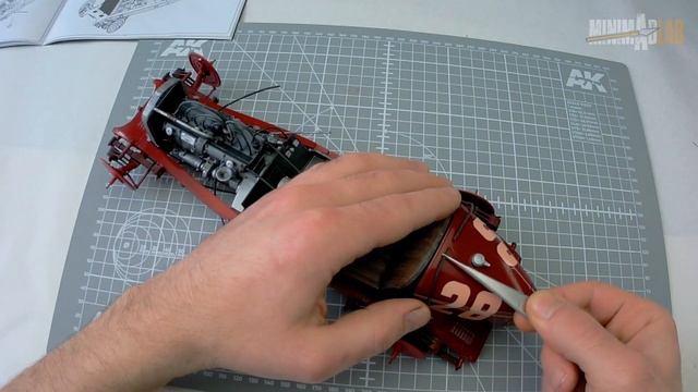 Alfa Romeo 8C 2300 Monza - 1/12 Italeri model kit build Part 3. смотреть онлайн
