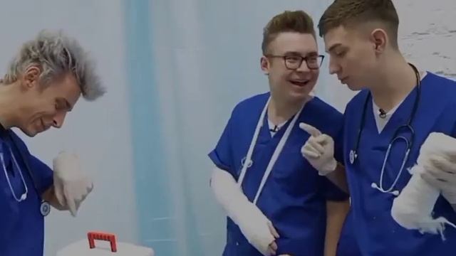 А4 стали врачами смешные моменты глента и кобякова 😂😂😂😂 смотреть онлайн