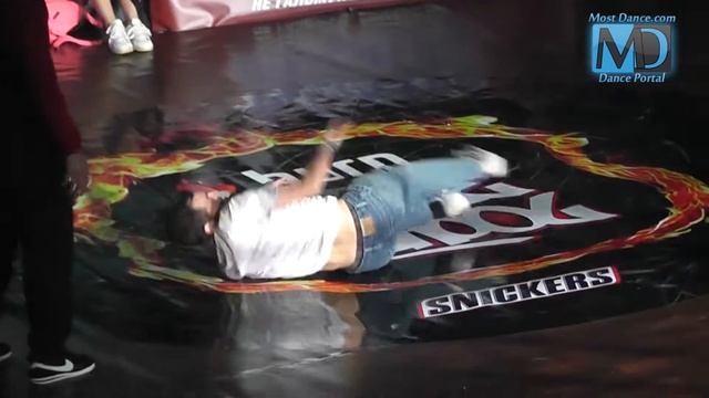 Видеорепортаж чемпионата «Burn Battle School 2012» от MostDance.com