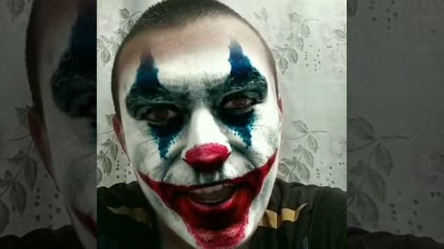 Ещё тот Джокер псих шутить с Бэтменом смотреть онлайн