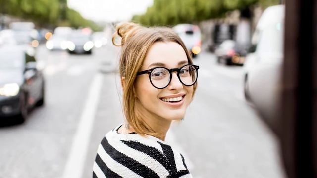 Устав что ей осталось недолго, муж начал приводить домой молодух, но не подозревал как поступит она смотреть онлайн