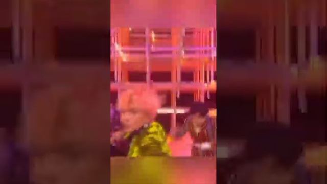 Никогда не опускай руки 💜