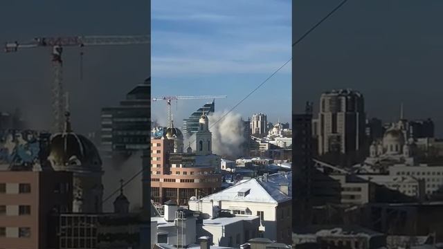 В Екатеринбурге снесли теле башню.  Снято В.Спурновым.#телебашнясносекатеринбург