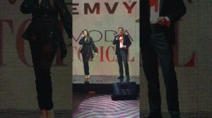 А Вы знали, что Оксана Федорова поет?