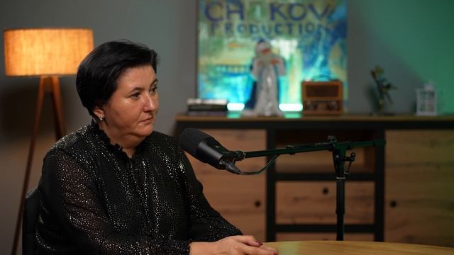 Женщины бассейновой индустрии. Лора Лебедева. смотреть онлайн