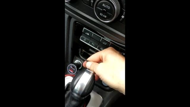 Mi Wireless In Car 20w Charger Unboxing & First Impressions смотреть онлайн