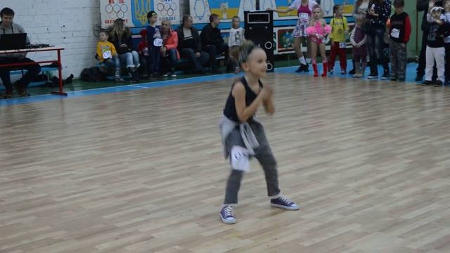 Мысник Мила/Хип-Хоп/Херсон/01.11.2015 смотреть онлайн