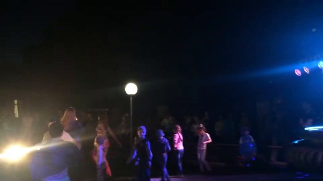 Вера Брежнева - Реальная Жизнь (поет Виктория Райкина, cover) смотреть онлайн