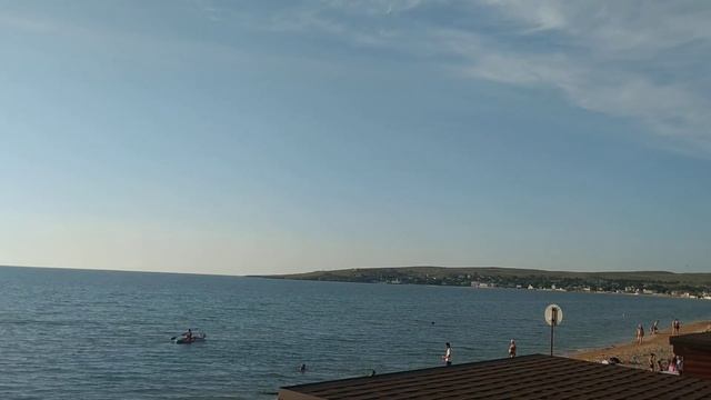 Репортаж с вышки спасателей .Открытие волейбольной площадки на пляже и первые игры... смотреть онлайн