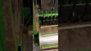 Прокрутка пресс-подборщика John Deere 582 | Checking the work of the baler John Deere 582