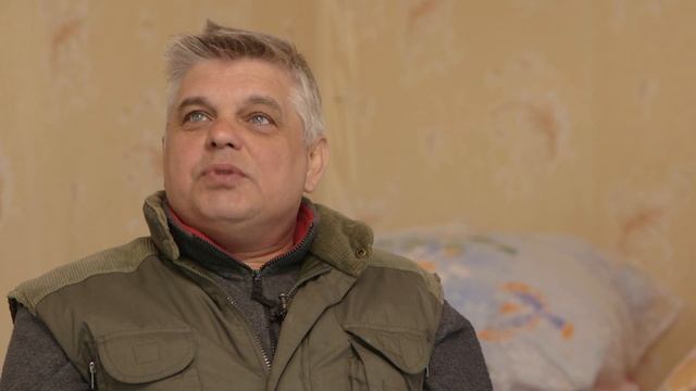Семья беженцев из Горловки получила в подарок дом! смотреть онлайн