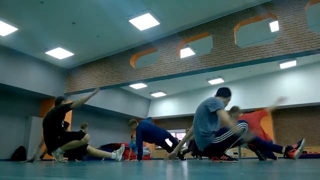 Тренировка 20.10.2016 группа начинающие, учим пачку смотреть онлайн