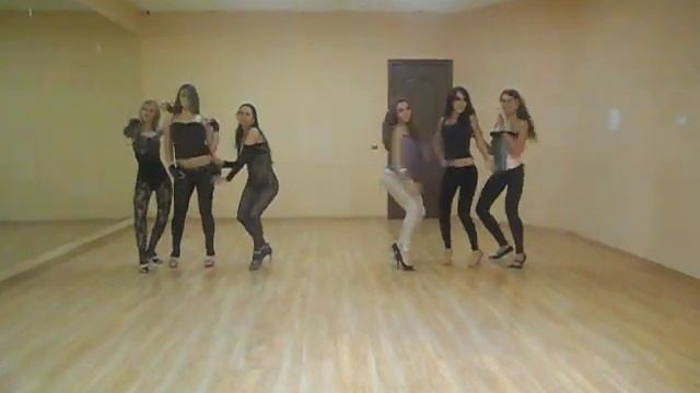 Шоу-балет Golden Fowers