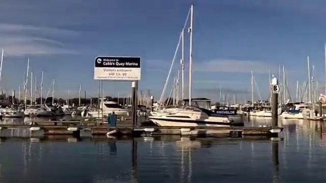 Worlds 2nd LARGEST Natural Harbour - Poole Harbour | Powerboat Training UK смотреть онлайн