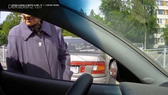 Бабка из милиции (grandmother from police) смотреть онлайн