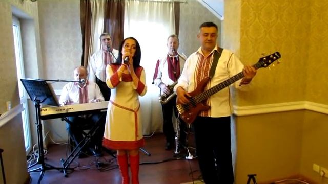 Листопад || Співає Таня Козловська смотреть онлайн