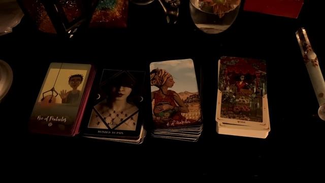 РЫБЫ-ОРАКУЛ ТАРОСКОП НА ГОЛУБУЮ ЛУНУ - ХАЛОУИН смотреть онлайн