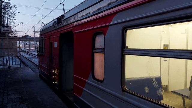 Электропоезд ЭД4М 0136  Платформа Вешняки