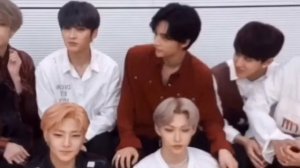 хёнликсы хёнликсятся,1мин и 9сек