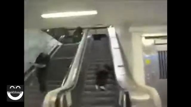 Пьяные против физики. THIS IS RUSSIA смотреть онлайн
