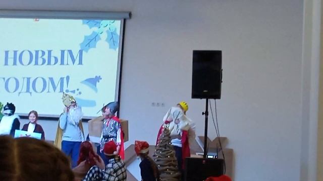 здесь брейк данс, а на том видео случайно другое видео выложил, здесь брейк данс в конце