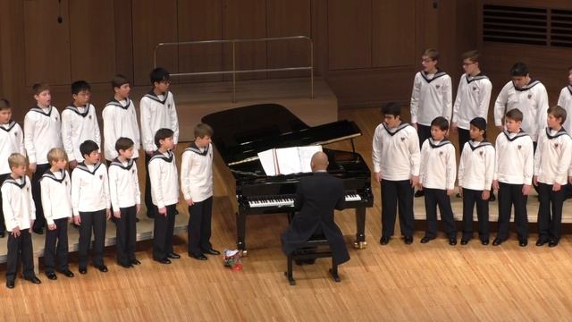 BENJAMIN BRITTEN 'A Ceremony of Carols Op. 28 Balulalow Венский хор мальчиков (Австрия) смотреть онлайн
