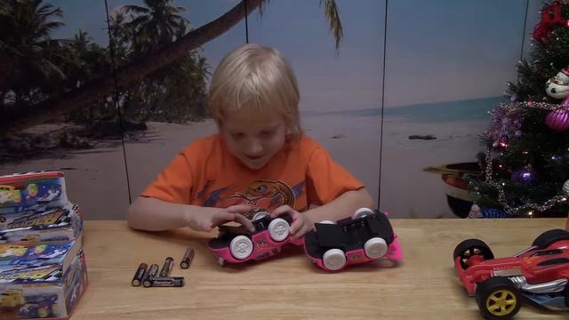 ПРИКОЛЬНЫЕ МУЗЫКАЛЬНЫЕ МАШИНКИ С ОГОНЬКАМИ!!! смотреть онлайн