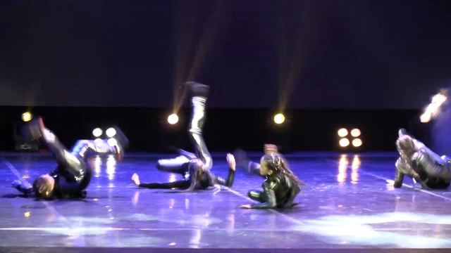 Танцевальный коллектив 